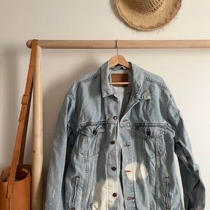 Vintage XL Levi's Custom Acid wash Denim Jacket